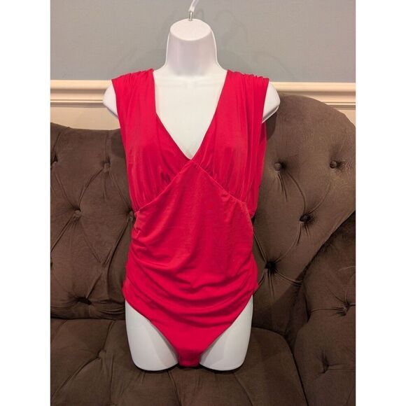 EXPRESS Women Body Contour Bodysuit Pink Sleeveless V Neck Ruched Sexy L Thong - Picture 1 of 11